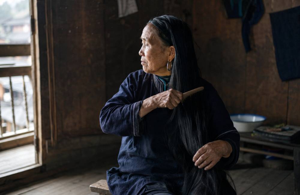 Femme &acirc;g&eacute;e, minorit&eacute; Zuang