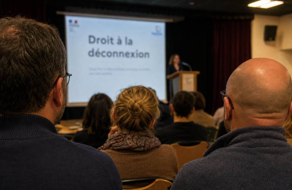 R&eacute;union parents/profs, droit &agrave; la d&eacute;connexion