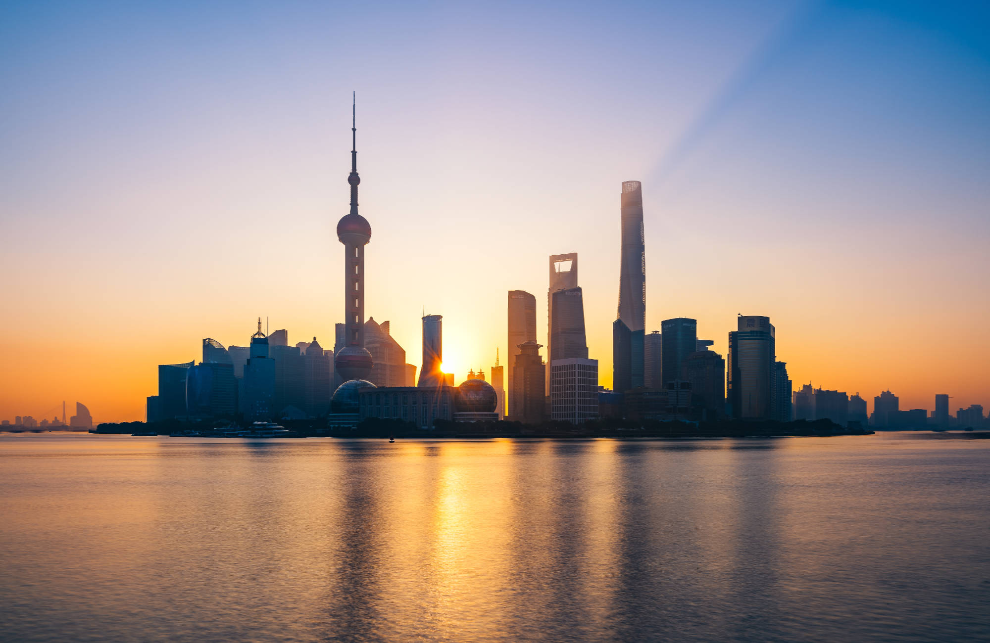 Quelle Est La Meilleure : La Tour Perle De L’Orient Ou La Tour De Shanghai ? 2026