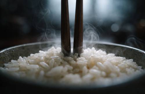 Pourquoi ne faut-il pas planter ses baguettes dans le riz en Chine ?