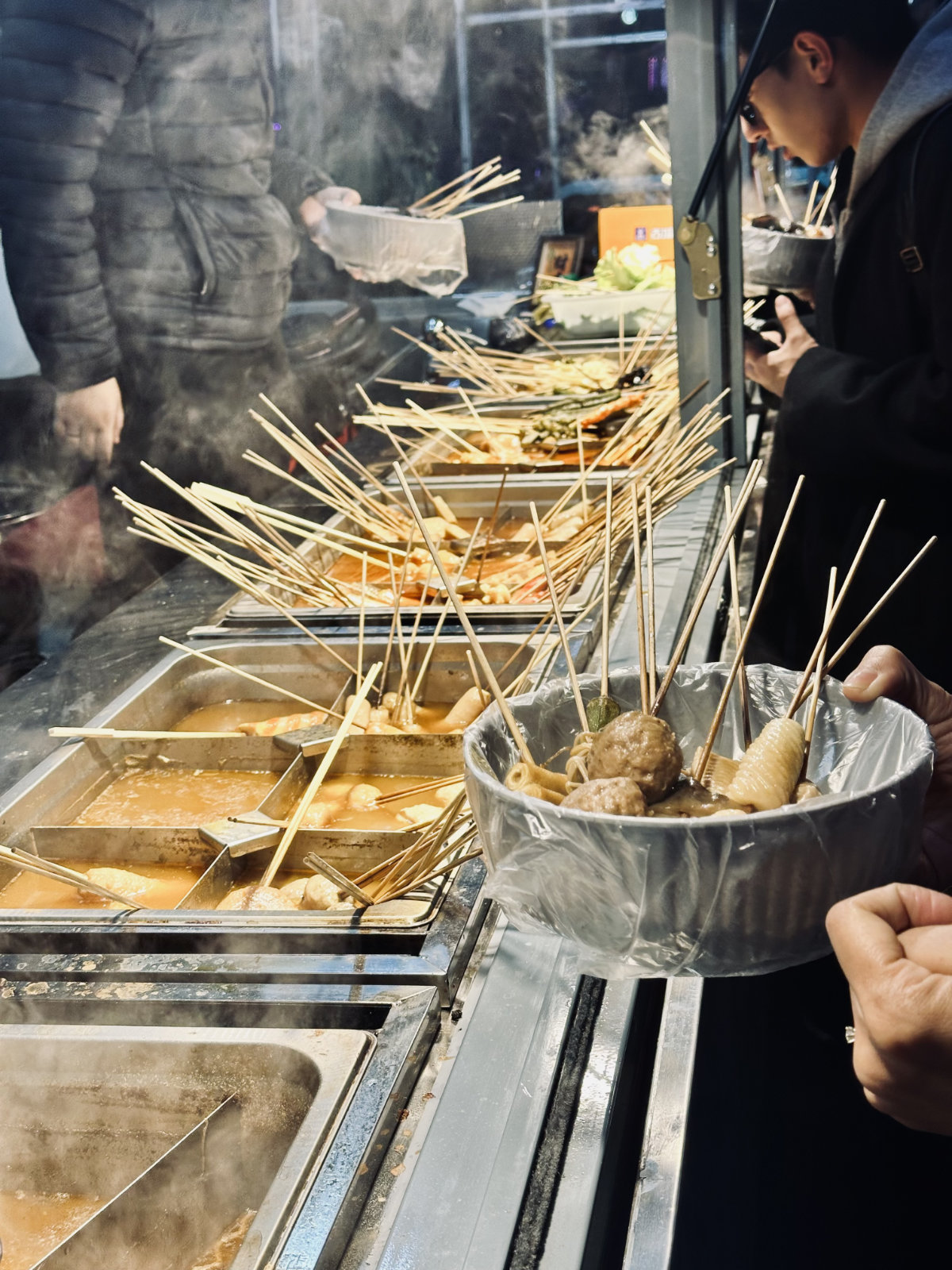 Street-food à Shenyang, Shenyang la nuit, Shenyang, La Chine de nuit, Street-food