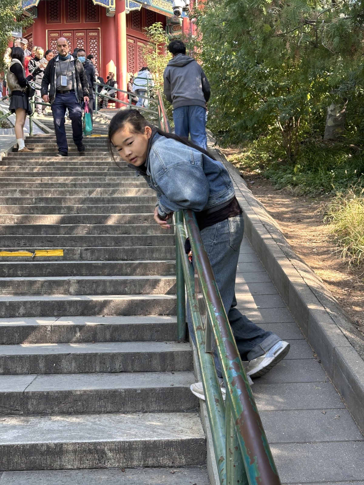 en famille, Hélène, Parc Jingshan, Pavillon chinois